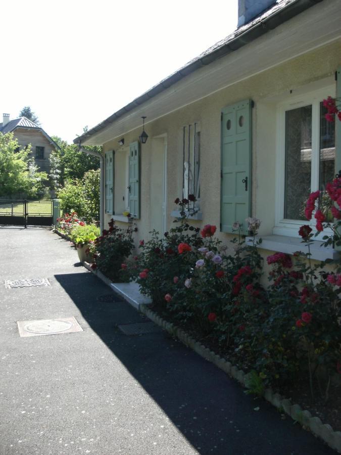 Chez Leontine Villa Vic-sur-Cère Buitenkant foto